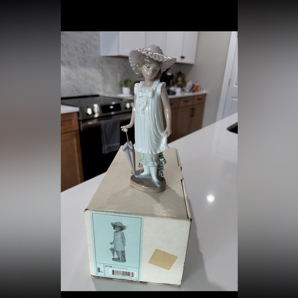 Lladro Other - Nao by Lladro Porcelain Girl Figurine with Umbrella
